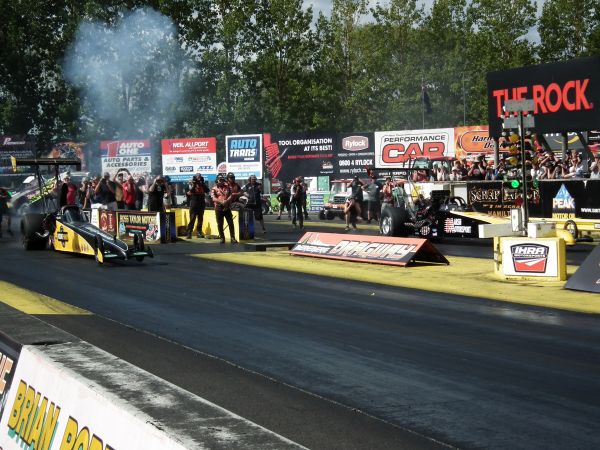 Both Anthony Marsh and Chris Johnston had wheels up launches in the Aeroflow Top Alcohol final